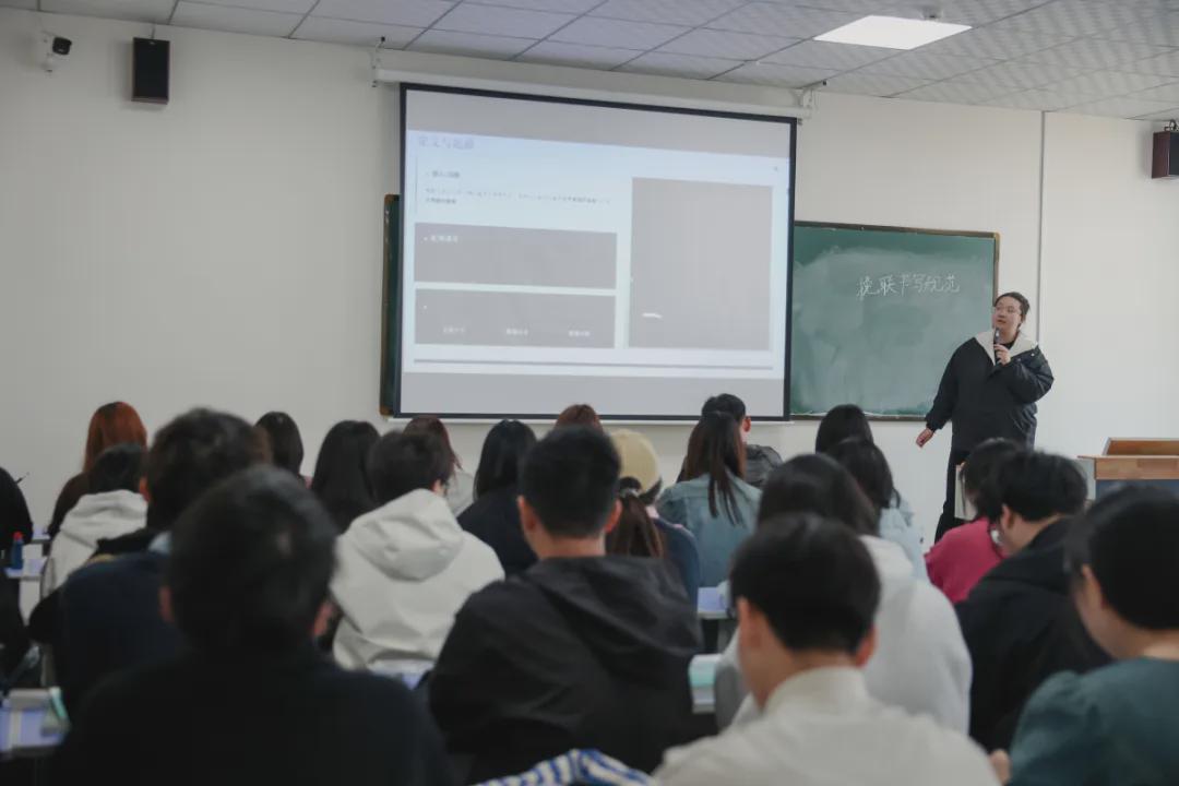  职业规划者：冷门殡葬专业的就业突围之路 教育招生