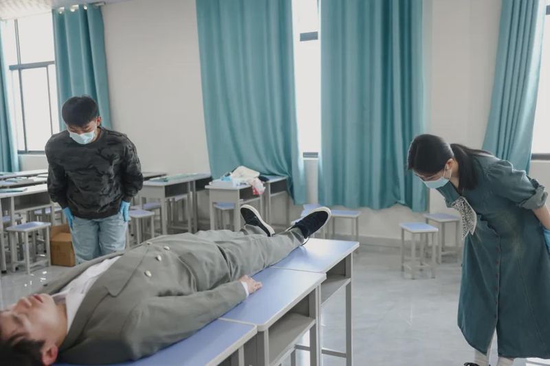  职业规划者：冷门殡葬专业的就业突围之路 教育招生