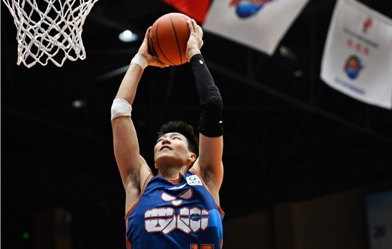  技术视角拆解CBA最差纪录：四川42连败背后的攻防体系崩塌全记录 体育新闻