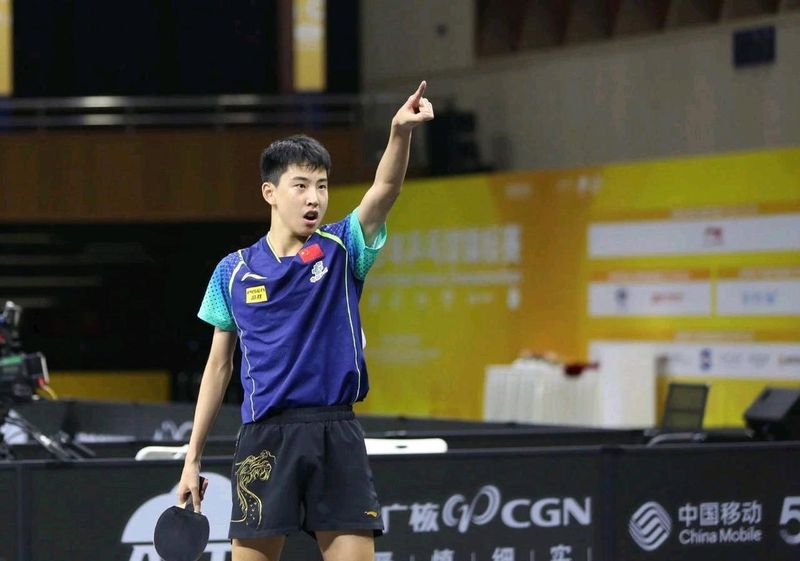  极限翻盘的技术密码：17岁左手新星李和宸的逆转方程式 体育新闻