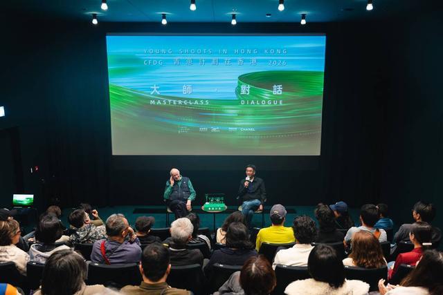  AI浪潮下的电影创作：山峰与洪水的思辨 影视小说