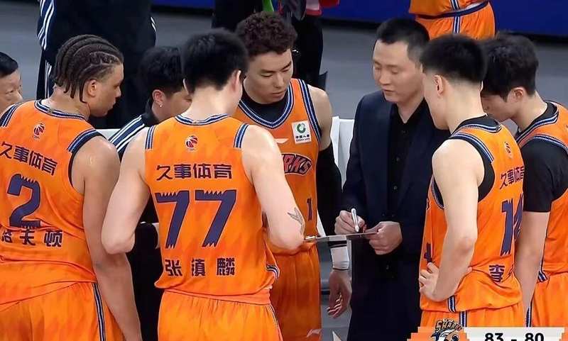 从广东困境到四川困境:CBA季后赛边缘球队的挣扎与希望 体育新闻 从广东困境到四川困境:CBA季后赛边缘球队的挣扎与希望 体育新闻